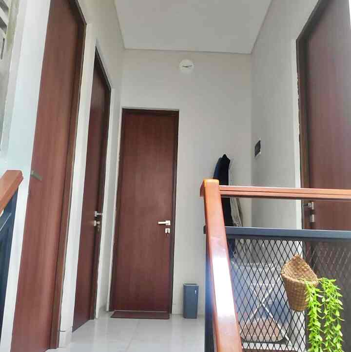 Foyer ala ala, ruangan penghubung antar kamar di lantai 2. 

#foyer
#rumahdeveloper
#tangsel
#60sqm
#rumah2lantai