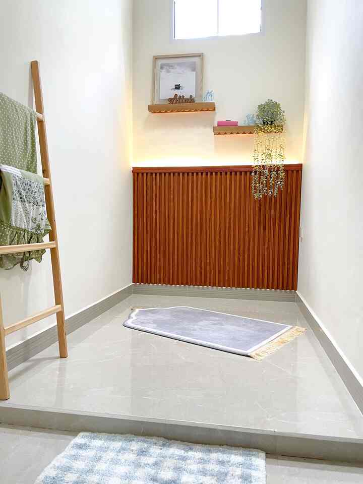 Mushola Mini di rumah.rimara

Sejak awal merenovasi rumah, kami sudah memutuskan untuk menyiapkan ruangan atau tempat khusus untuk Ibadah sehari-hari.

Walaupun kecil tidak masalah, yang penting cukup dan kami dekorasi agar terlihat cantik dan nyaman digunakan.

Semoga menginspirasi 🩵

#inspirasirumah #dekorasirumah #minimalist #rumahdeveloper #ruangibadah