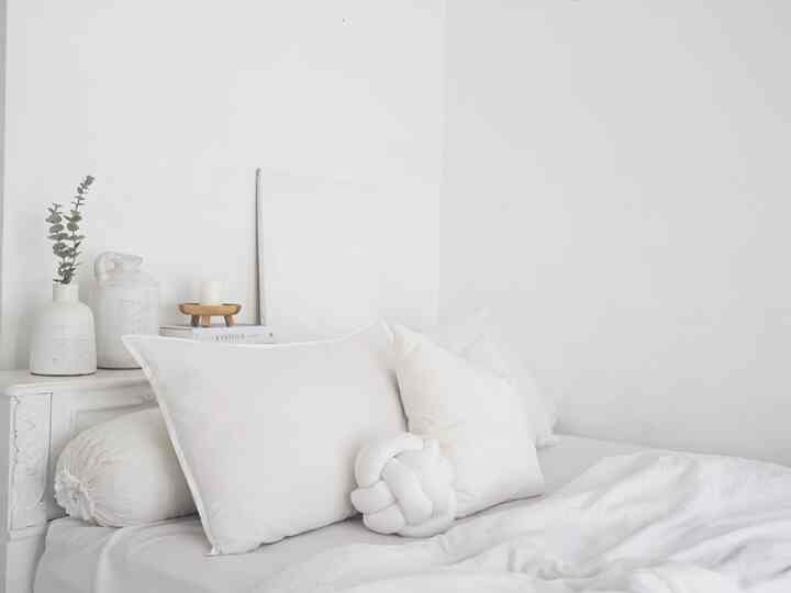 Perasaan seprai bersih dan renyah di tempat tidur Anda 🙌🏻🤍

#Inspirasi Kamar Tidur
#Jepangdi
#Skandinavia
#Rumahlama
#Bandung
#DekorasiAnggaran Rendah
#Barang Dekoratif