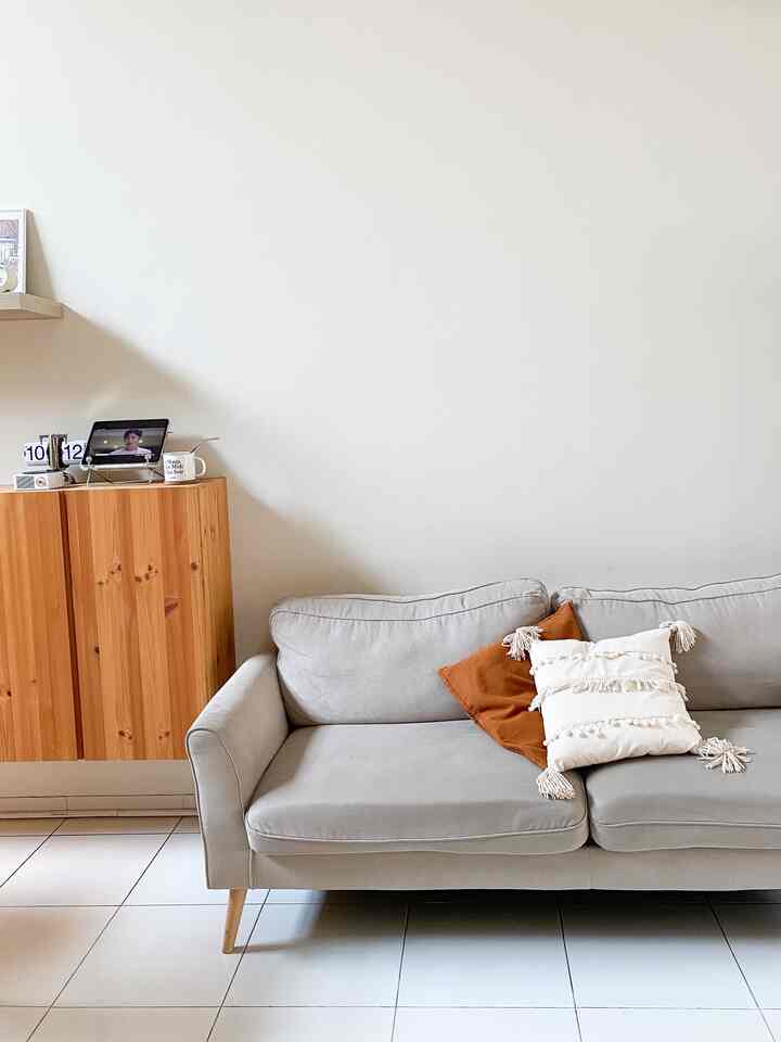 Weekend minggu ke2 di2024 🥰

bangun lebih siang, bikin kopi sambil puter playlist favorit🤍

#rumahminimalis #rumahkerja #livingroomlowbudget #rumahlowbudget #dekorasilowbudget #greynaehaus #bandung 