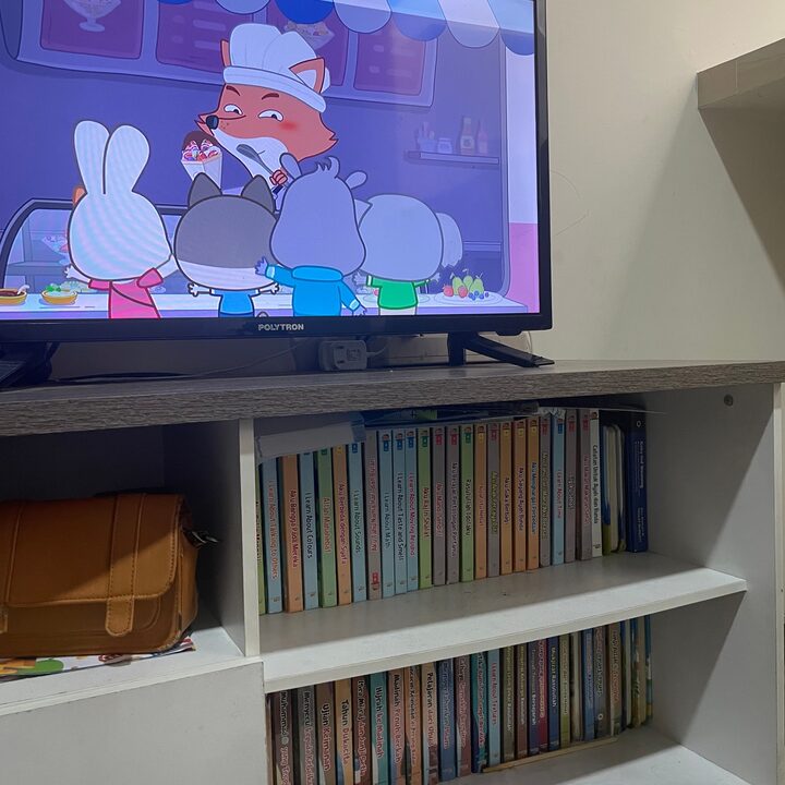 short form carousel card thumbnail