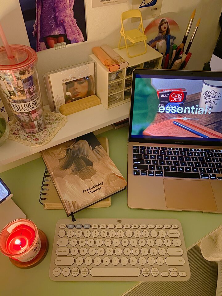 short form carousel card thumbnail