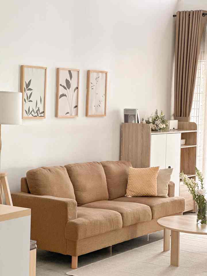Welcome To My Earthtone Living room 🤎
Mengusung tema japandi dengan tone yang hangat, living room ini jadi tempat favorite kami untuk menghabiskan waktu dirumah. 

Semoga Menginspirasi 😊


#LiveSlowlyGoestoBandung #livingroom #japandilivingroom 