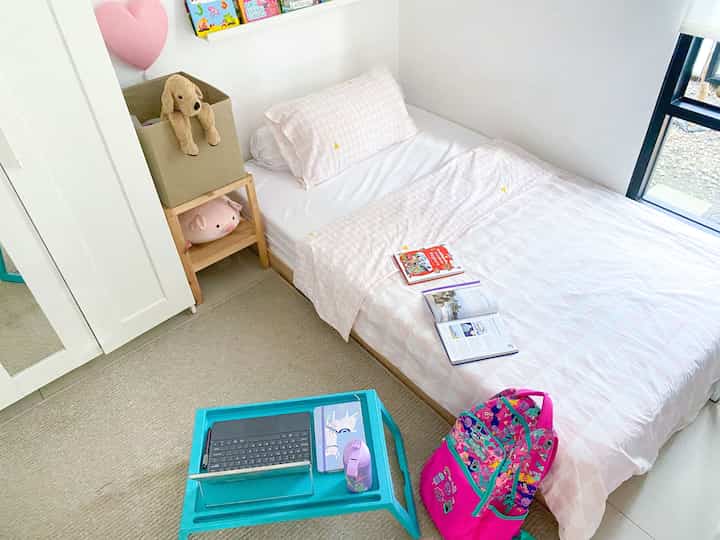 Kamar anak perempuan🩷

#Dekorasi Kamar Anak
#InspirasiKamarAnak
#Penataan Kamar Anak
#kamaranaklowbudget
#kamaranaksederhana
#ide kamar anak-anak

