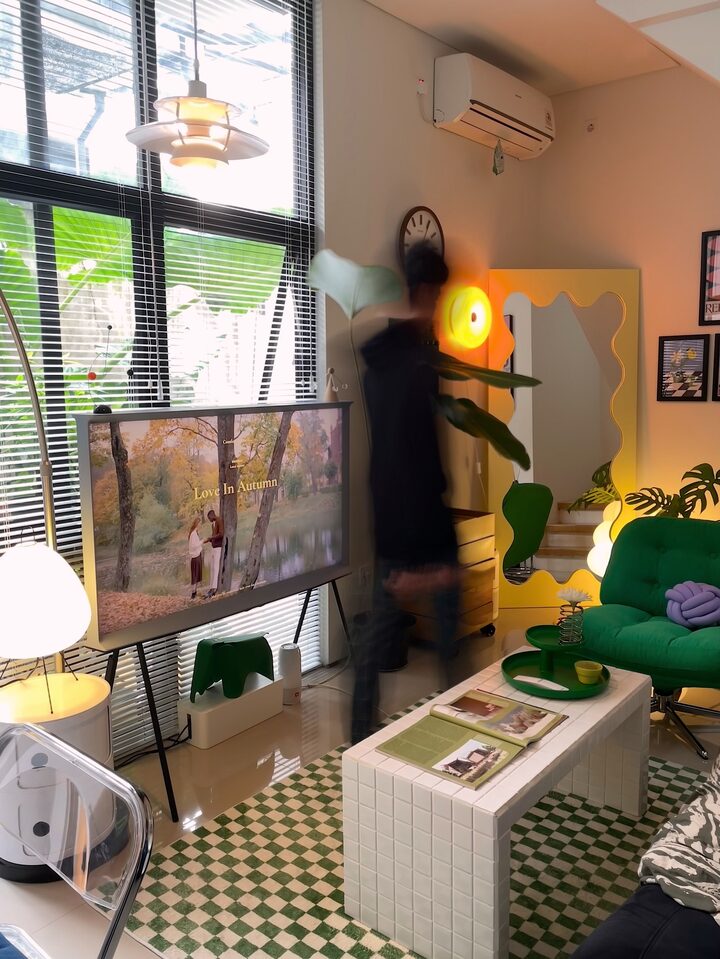 short form carousel card thumbnail