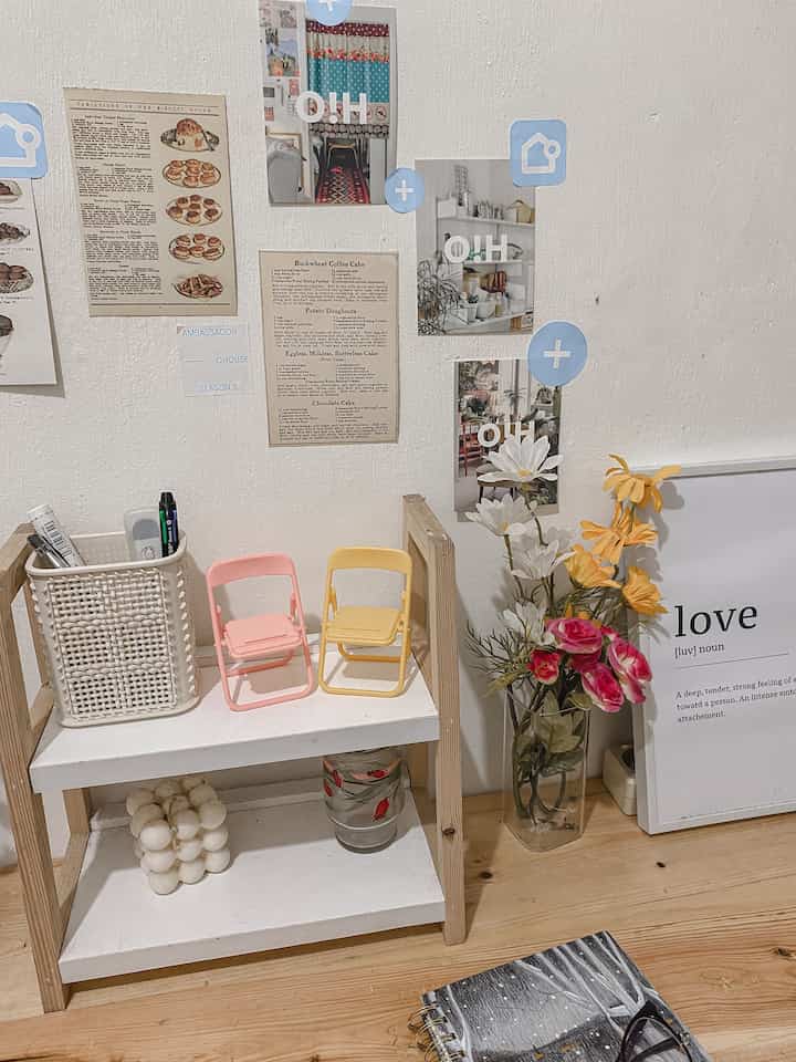 Percantik ruangan dengan wall decor dan mini poster. Ini beberapa contoh di rumahku. 
#decorationinspo #inspirasidecor #walldecor #rumahminimalist #homedecor #decoration #homeinspiration #dekordinding