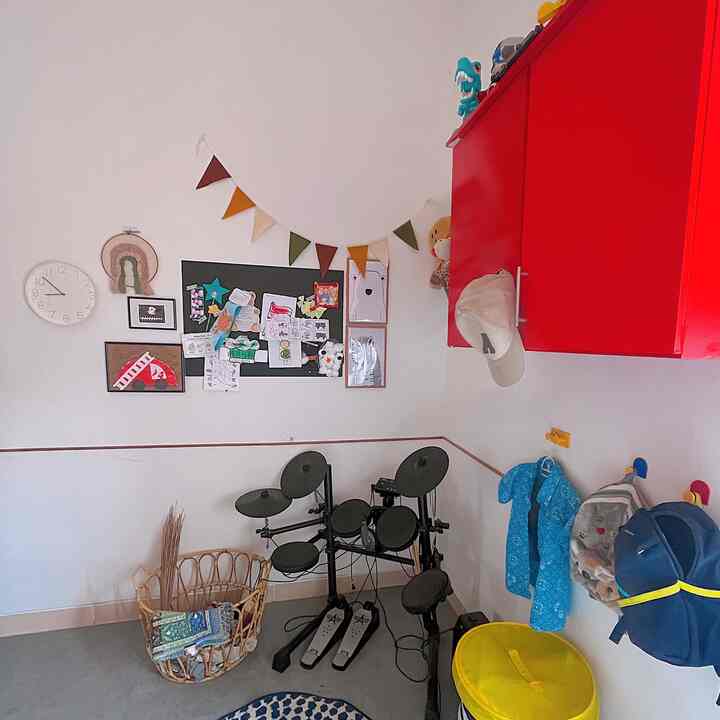 Salah satu ruangan cerah ceria dirumah ini, kamar anak 🐤🌞

#PlayRoom
#KidsBedroom
#MiniBedroom
#TinyHouse
#SecondBedroom
#RumahCluster
#ModernHouse