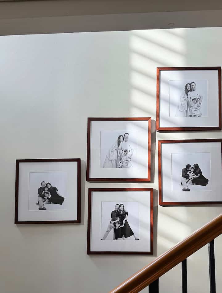 Sinar matahari bisa membuat ruangan menjadi clean dan hangat. Hihi bahkan tidak perlu filter foto pun, rumah jd auto estetik! Setuju ngga sih? ☀️

#PencahayaanAlami
#BrightHouse
#NaturalLighting 
#stairs #tangga #entrance #hallway 