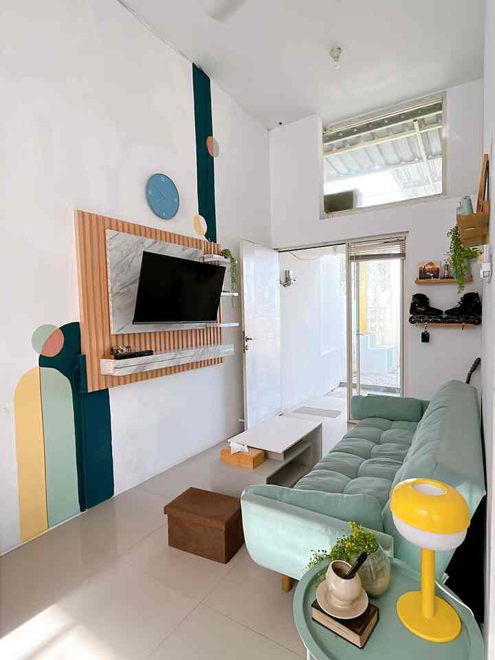 Warni warni lolipop di rumahku🍭
Warna ini aku ambil dari semua favorit ku yaitu putih, mint, kuning, dan pink. Jadilah our.hoem ✨

Kombinasi ini aku pakai di setiap sudut rumahku sehingga tidak terlalu banyak warna dan masih aman di mata 😁

#BringColorsToMyHome #HomeColorPalett  #PaletWarnaRumah #rumahcluster #rumahdeveloper