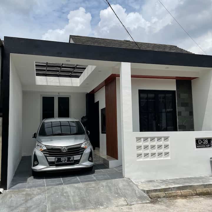 Postingan yunitaafriani