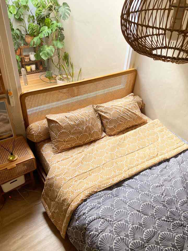 Pencahayaan alami di kamar penting banget, bikin ruangan ga lembap dan ruangan terasa lebih luas dan terang. Jadi hemat listrik juga💕


#PencahayaanAlami #BrightHous #NaturalLighting
#kylehome #bedroominspo 