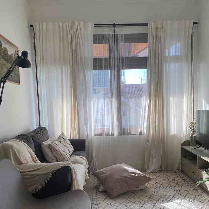 Salah satu ruangan yg selalu terkena cahaya matahari di pagi hari ✨☀️

#pencahayaanalami
#brighthouse
#naturalighting