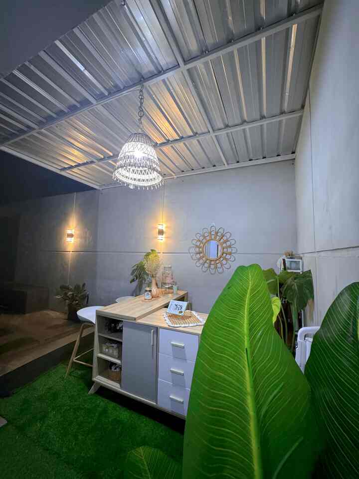 #homelighting #inspirasilampu #lightingdesign #ruangsemioutdoor #homecafe #rumahku