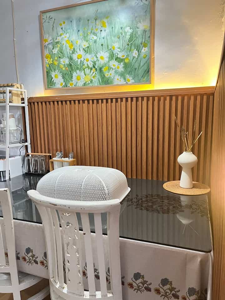 Dining Room Simple #diningroom #mejamakan #mejamakansederhana #meja #BTNOAS6 