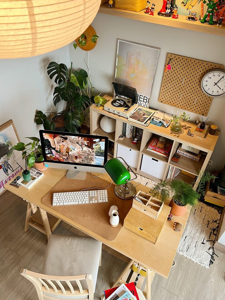 short form carousel card thumbnail