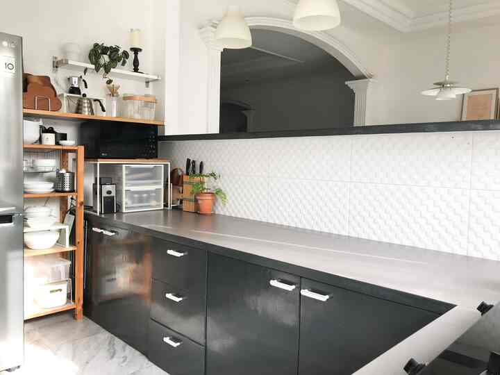 Dapur ini masih belum bisa dibilang "my dream kitchen" dalam hal interior design. Tapi hal yang terpenting adalah dapur ini sudah memenuhi kebutuhan memasak untuk keluarga kecilku. 

#DapurCantik #MyDreamKitchen #InspirasiDapur #ikeakitchen #kitchenstyling #openshelves #dekorasidapur