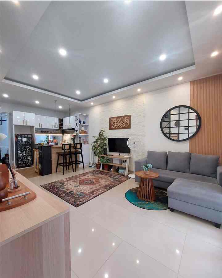 Selamat datang di rumah mungil dengan konsep open space agar rumah ini tampak luas. Rumah ini di dekorasi bertahap sampai akhirnya bisa jd seperti sekarang. #BTNSOAS6 #Rumah 