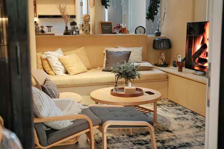 Home is a soul mate, that's really true...
Because if we weren't soul mates, we certainly wouldn't have returned to the house in this cluster, which apparently we had visited 3 years before, but weren't interested...

But yes, because we are soul mates,
We came back 3 years later,
Those who actually don't realize it, ehh, actually have a match in this cluster, the difference is that it's in a block which is a very good place in our opinion

If only 3 years ago we had a deal,
It's impossible to get land this good.

#MyHomeStory #MyHomeJourney #CeritaRumahku #JapandiHouse #JapandiDesign