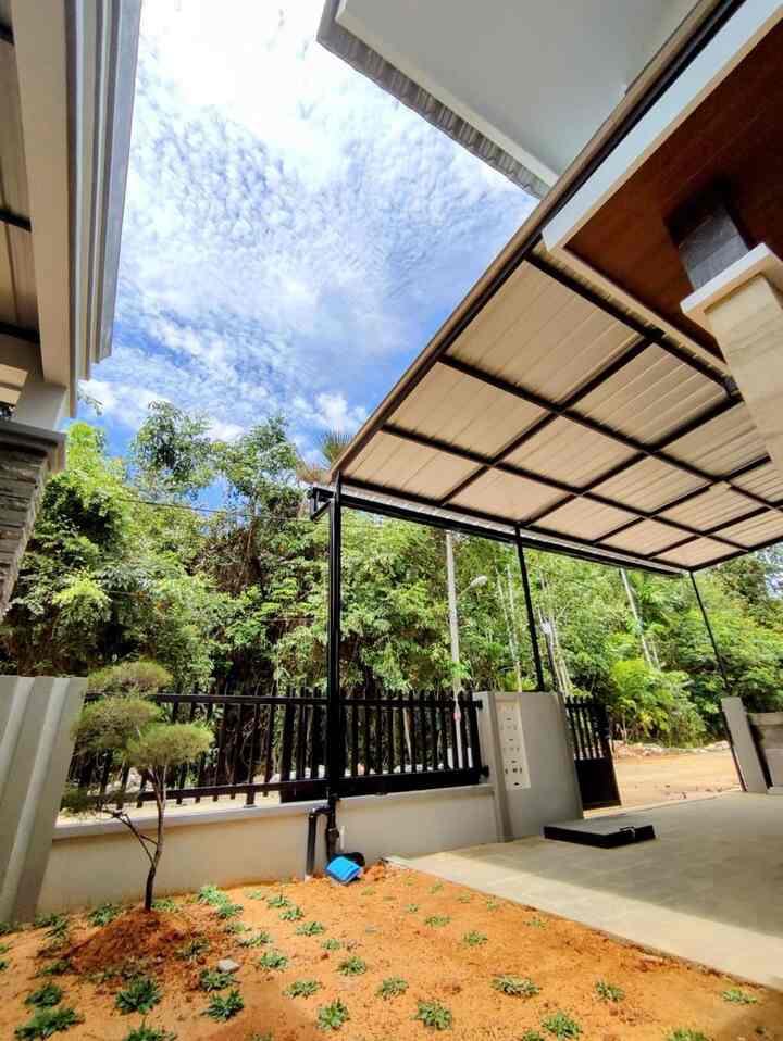 Lemonade.haus adalah rumah paling berharga yang kita miliki. Rumah mungil ini merupakan karya terakhir ayah dan kakek tercinta yang biasa kami panggil lemon saat masih dalam kandungan. Kami membangun rumah ini bersama-sama hingga akhirnya Tuhan mengizinkan kami untuk bisa hidup dan berkumpul dalam satu keluarga utuh
#Kisah Rumahku
#Perjalanan Rumahku
#CeritaRumahku
#Jepangdi
#Mencari rumah
#RumahTanpaArsitek
#80m2