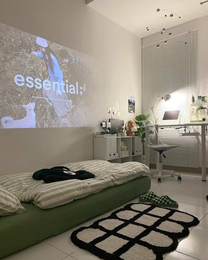 Hola ! Ini dia studio apartment-ku !
Minimalist in Green 💚 Since kamar ini tidak terlalu besar, untuk furniture didecor seminimalist mungkin supaya tetap terkesan luas dan nyaman untuk beraktivitas. Of course karena di kota itu sumpek banget ya, aku tambahkan yang hijau-hijau supaya ruangan lebih fresh dan tetap nyaman.

#BedroomStyle #IdeKamar #Bedroomideas #InspirasiKamar #BedroomInspiration #Homedecor #KamarEstetik