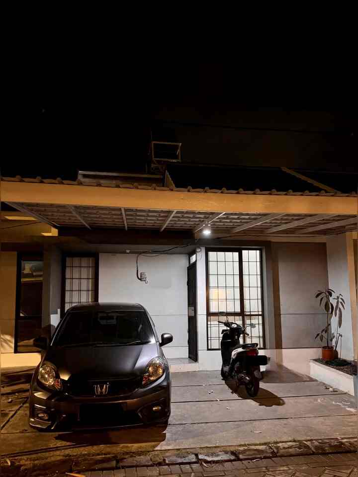Fasad rumah developer yang belum di renov sama sekali 😂🙏🏻
Jujurly pas liat rumah ini langsung tertarik karena fasadnya yg simpel warnanya juga netral putih-abu heheh

#FacadeStyle #IdeFasad #InspirasiFasad #FasadDeveloper #RumahDeveloper #RumahClustwr