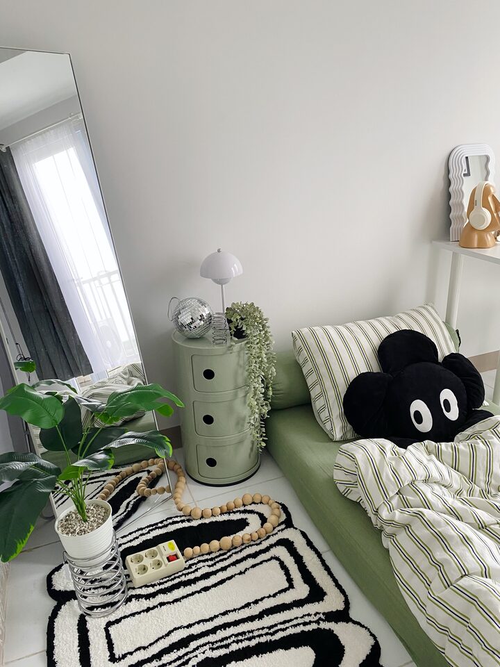 short form carousel card thumbnail