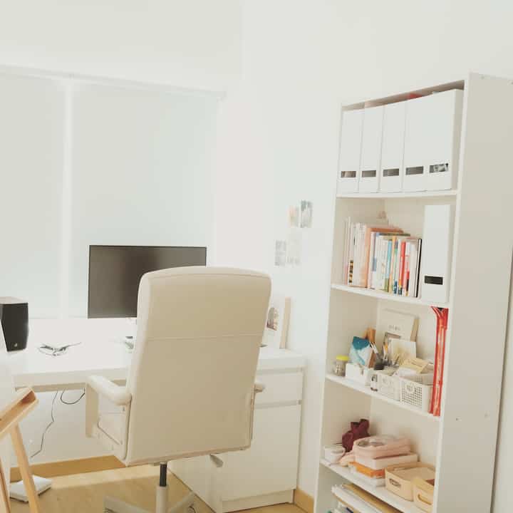 Rumah Kantor di Damaruma 🤍✨

#HomeOfficeIdeas #KoreanHomeOffice #RuangBelajarMinimalist #WhiteWoodyHomeOffice #DecorRuangKerja