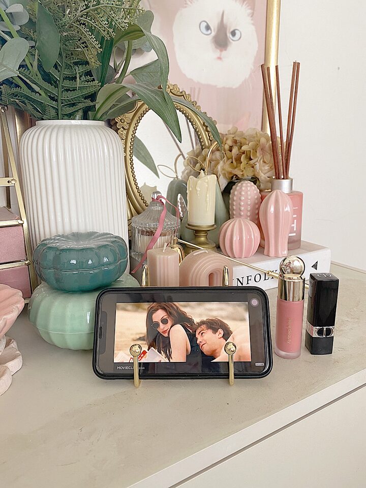 short form carousel card thumbnail