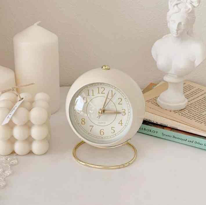 Quartz Vintage Alarm Clock Jam