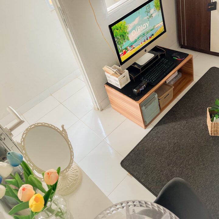 short form carousel card thumbnail