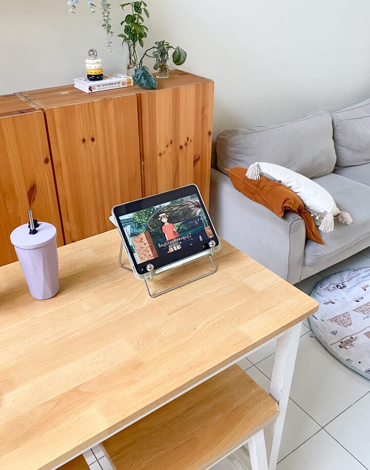 short form carousel card thumbnail