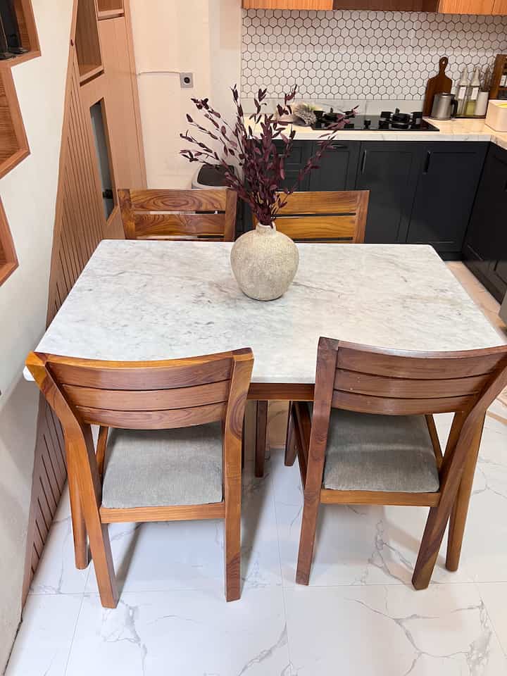 The month of Ramadan makes this dining room busier than usual, everyone is used to eating at the same time. Spending meals and chatting together.

For the styling itself, we didn't do much decoration, because we were more concerned with the function of the dining table itself.

Happy fasting for those who observe it 🌙✨

#DiningRoomStyling
#DiningRoomStyling
#DiningRoomInspiration
#Dining room
#Dining table
#diningroom design
#tinyhouse
#dining room decoration
#clusterhouse
#japandidesign