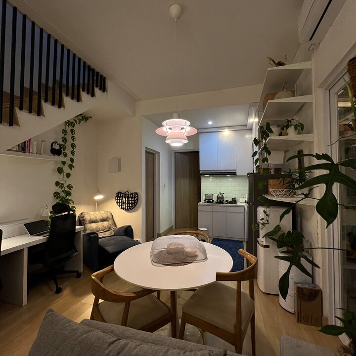 short form carousel card thumbnail