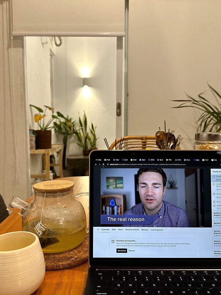 short form carousel card thumbnail