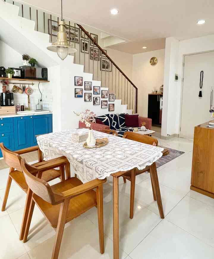 Dekorasi dining room di rumah segaris

#StylingRuangMakan #DiningRoomStyling #InspirasiRuangMakan #stylingdiningroom #mejamakanminimalis #mejamakanjepara #diningtable #diningroominspiration 