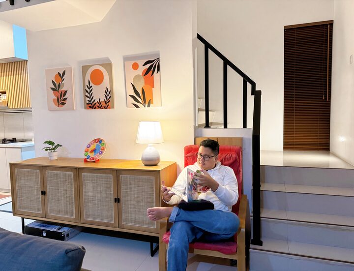 short form carousel card thumbnail