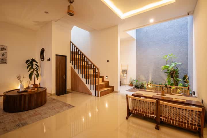Warm Lighting 

Pencahayaan lampu sangat penting untuk ambience rumah. Kesan warm atau cold sangat mempengaruhi mood penghuninya, kalau kami lebih prefer ambience warm seperti ini

#homelighting #inspirasilampu #lampurumah #warmambience #rumahdepok #rumahminimalis