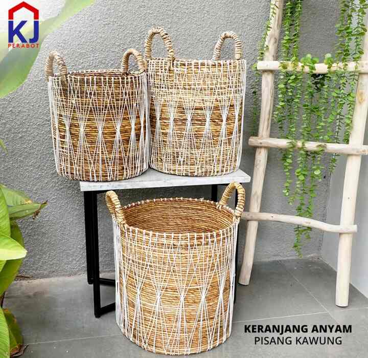 Keranjang Anyam Pisang