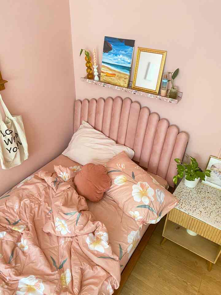 Creating A Persona In The Bedroom

My bedroom has a feminine & warm impression with a combination of peach pink and natural hemlock wood. The furniture I use for this room is mostly old furniture that I made over myself to have a contemporary art deco style, such as a bed headboard and wardrobe. Some of them I customized myself, such as the nightstand next to the bed and the wall shelf above the bed which I covered with pink terrazzo stickers. For custom furniture and materials for DIY old furniture, I mostly get them at Shopee and IKEA.

#BedroomStyling #BedroomDecor #MakeOverKamarTidur #Bekasi #artdecocontemporary #livewithparents #pinkroom