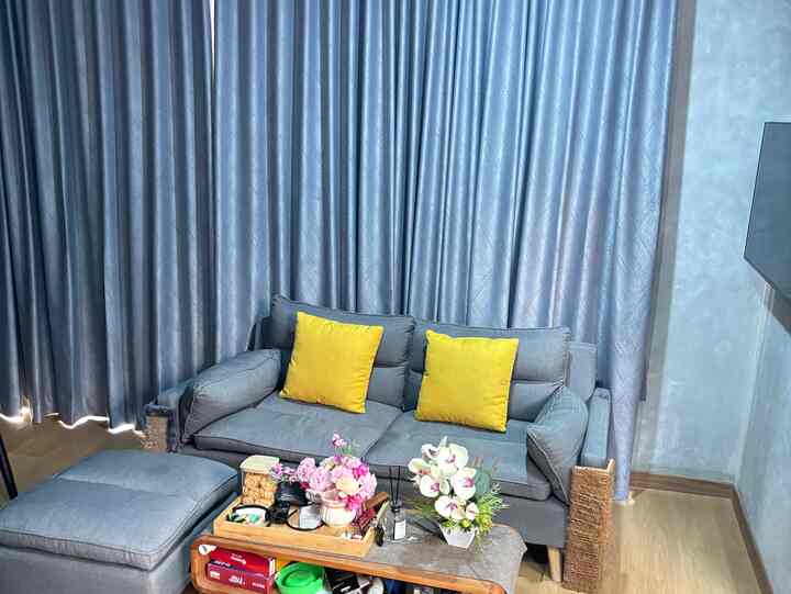 Living Room Wina.Home
Kita bikin konsep living room yang nyaman untuk dikunjungi keluarga & teman terdekat. Walaupun tidak terlalu besar,, tp qt pengen siapapun yang datang ke rumah merasakan nyaman dan ingin kembali🩷
#livingroomstyling
#dekorlivingroom
#livingroommakeover
#minilivingroom
#livingroomindustrial
