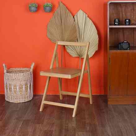 Folding Chair - Coklat Muda