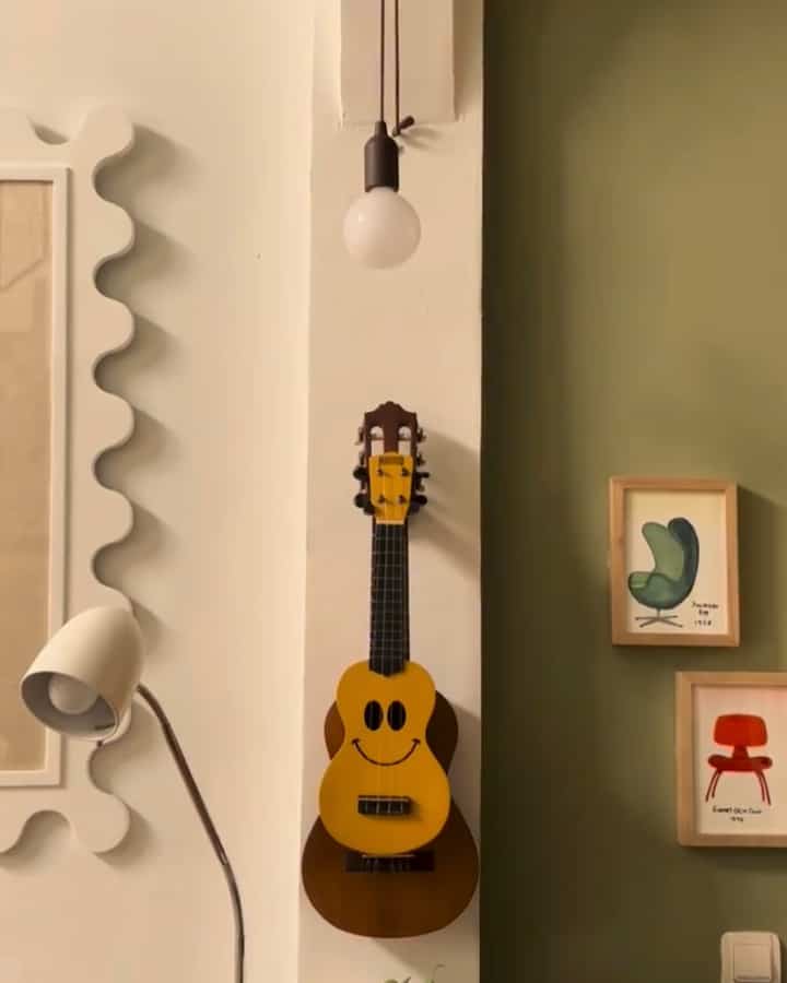 Sudut di Smolhus dengan dekorasi warna-warni 🫶🏻✨

#dekorasirumah #dekorasi #interior #homeinterior #homedecor