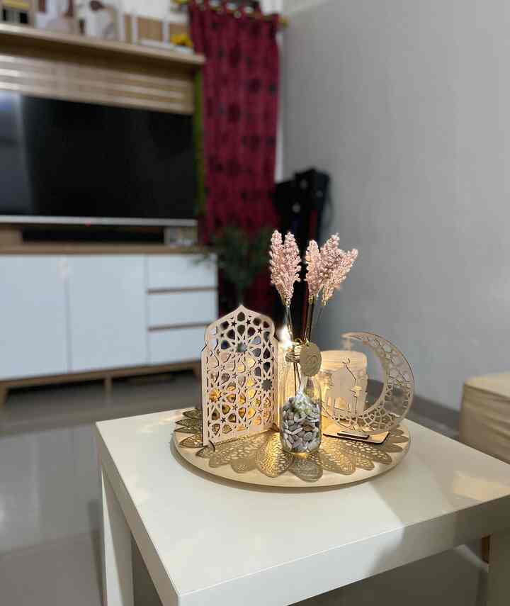 📿🕌 Dekorasi Lebaran 📿🕌

Dekorasi Lebaran Minimalis dirumah kami, karena saat lebaran kami tidak berada dirumah namun berkeliling Jabodetabek saja kerumah Saudara 😁 mau War Ketupat, Opor & kawan2nya sama sepupu2 ku 😅


#DekorasiLebaran #DekorasiIdulFitri #DekorRamadan #dekorsimple #dekorasiminimalis #sambutlebaran #scandinavianstyle