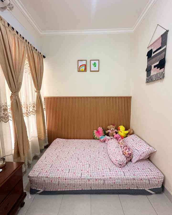 Tidur siang bersama putri kecil itu suatu keharusan!

#decor#roomdecor#rumahminimalis#kamaranak