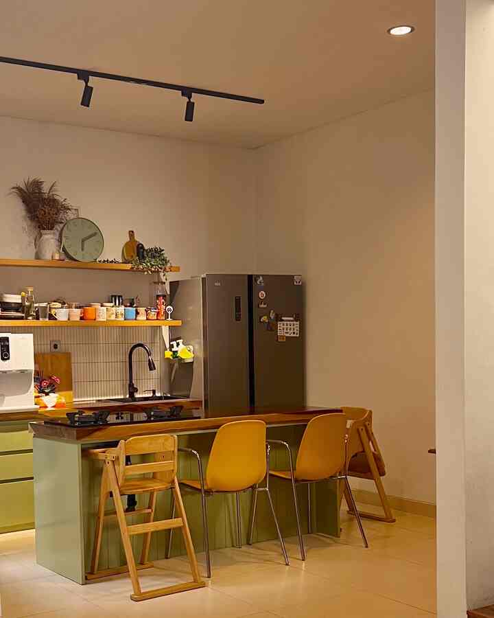 Menuju hari raya Idul Fitri kita rapihin rumah sebelum mudik, tambahin dekorasi tema 3 masjid terbaik bikin mood rumah ini jadi makin hidup✨ 

ComingHomey family mengucapkan, mohon maaf lahir batin untuk seluruh tetangga O!House🫶🏻

#DekorasiLebaran #DekorasiIdulFitri
 #DekorRamadan #homesweethome #Idulfitri #ramadanmubarak #roman #dekorasirumah #90sqm