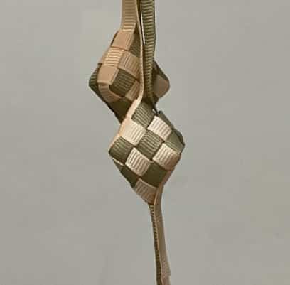 Ketupat Pita Bahan Grosgrain