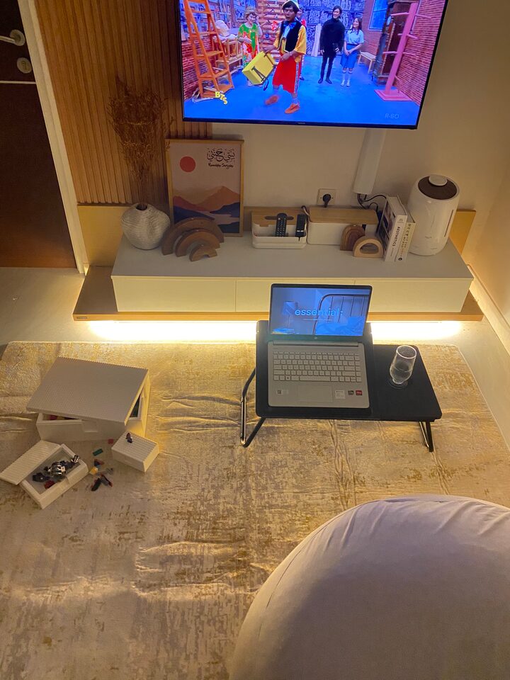 short form carousel card thumbnail