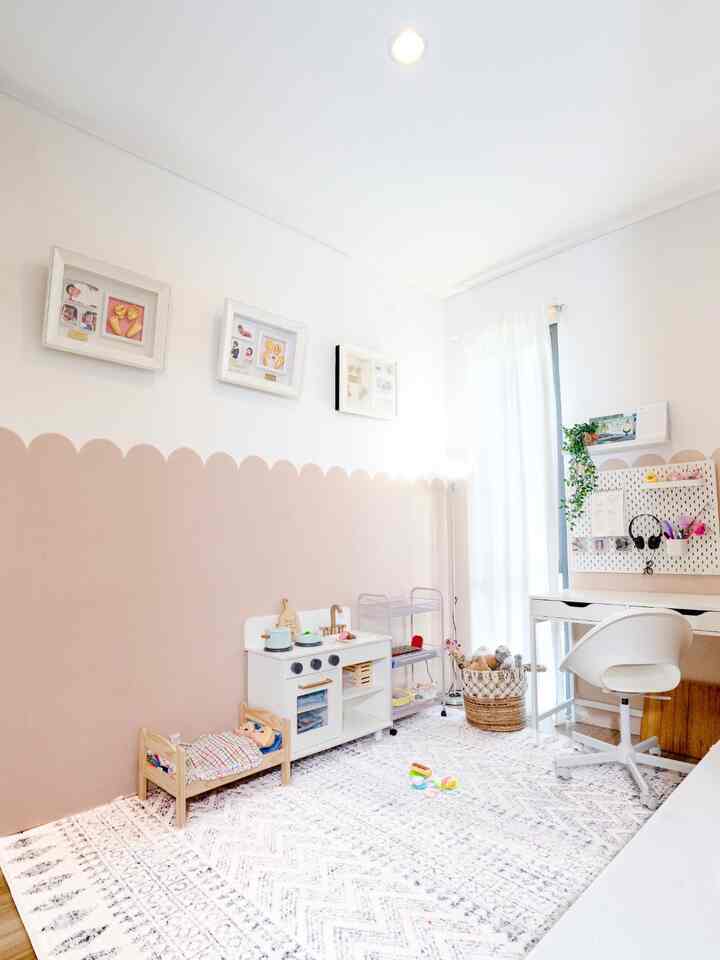 Mengajarkan anak seni kerapian: Menyediakan rumah untuk setiap barang dan menanamkan kebiasaan mengembalikan mainan ke tempatnya setelah waktu bermain. Itu adalah kunci menjaga rumah tetap rapi meski ada anak kecil di sekitarnya. 🏡✨
#Rumah Ramah Anak
#RumahRamahAnak
#Desain Ramah Keluarga
#TipsOrganisasi
#TidywithTots
#Kamar bermain
#Skandinavia
#Rumah Nordik
#TheABChaven