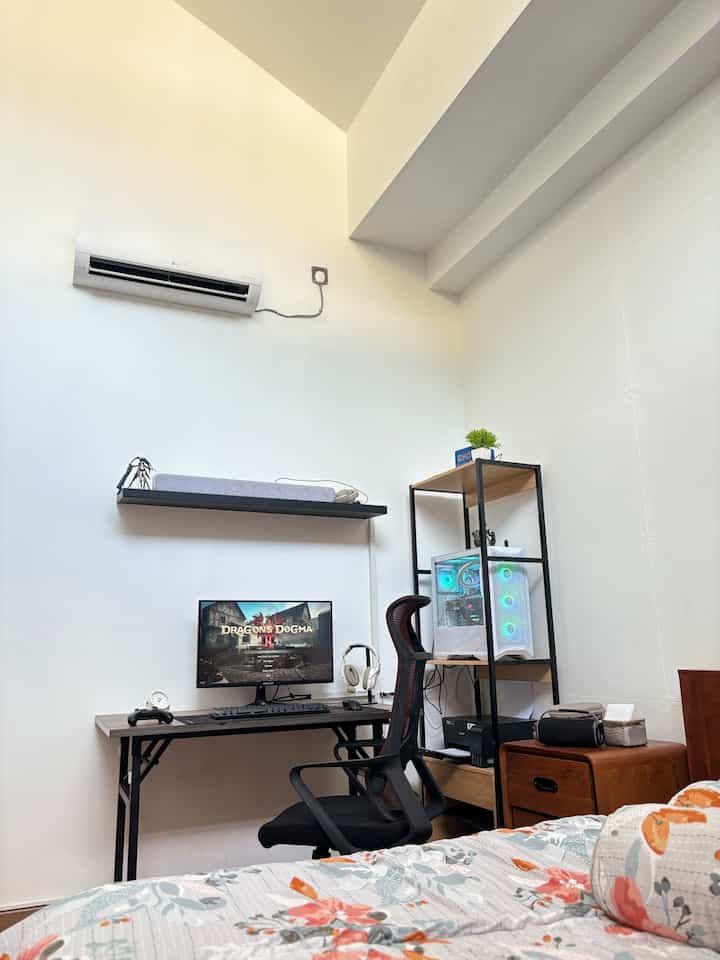 Kali ini mau review meja kerja sekaligus tempat suami menyalurkan hobby nya 😆
Sengaja kasih space buat dia biar nyaman kerja & mainnya. Jadi anteng di rumah ya bun😆
#ruangkerja
#workingspace
#rumahindustrial
#ruangindustrial
#ruanggaming
#rumahcibubur