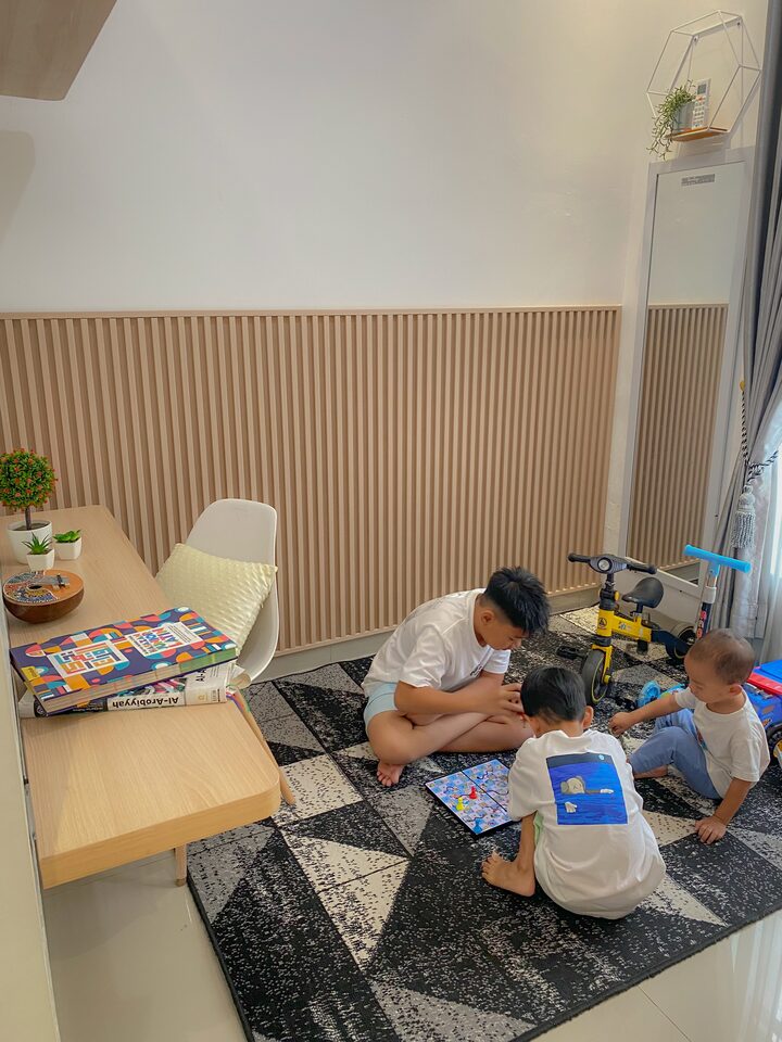 short form carousel card thumbnail